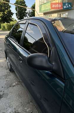 Седан Daewoo Lanos 2002 в 