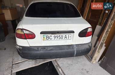 Седан Daewoo Lanos 2002 в Львове