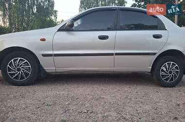 Седан Daewoo Lanos 2002 в Черкассах