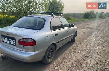 Седан Daewoo Lanos 2002 в 
