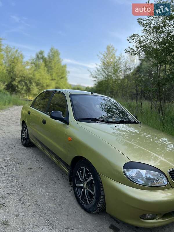 Седан Daewoo Lanos 2007 в Солотвине
