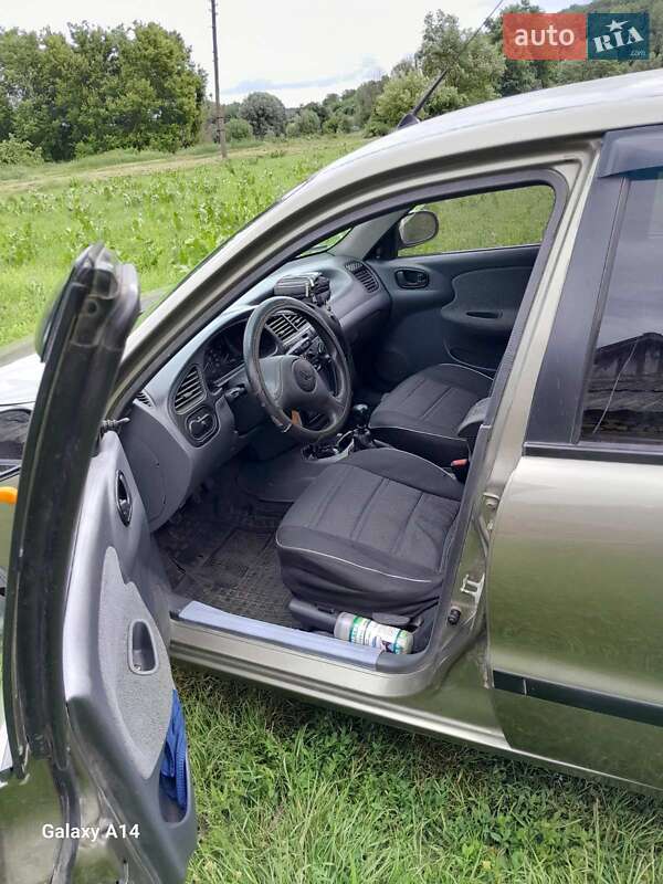 Седан Daewoo Lanos 2007 в Ромнах