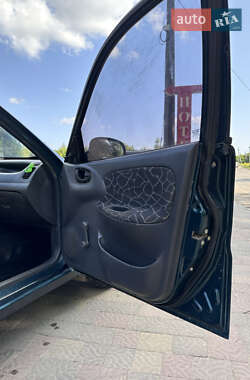 Седан Daewoo Lanos 2003 в 