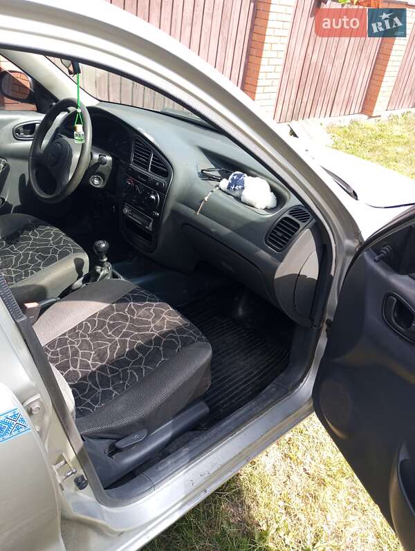 Хэтчбек Daewoo Lanos 2003 в Городке