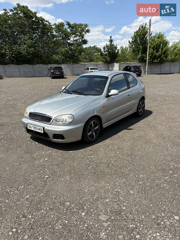 Хэтчбек Daewoo Lanos 2003 в 