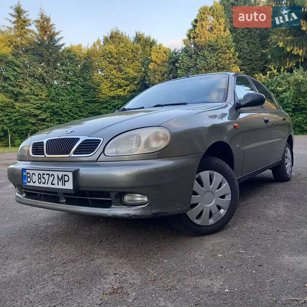 Седан Daewoo Lanos 2003 в Львове