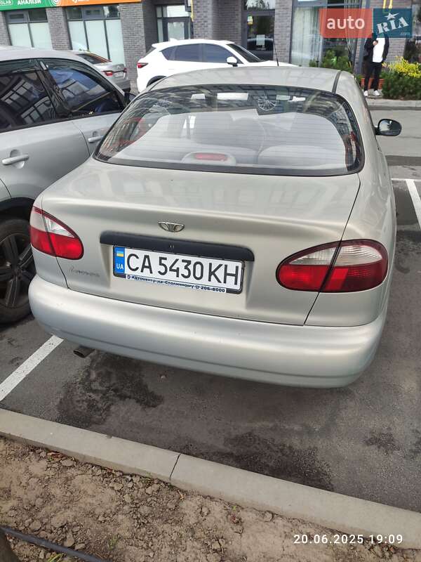 Седан Daewoo Lanos 2008 в Гатне
