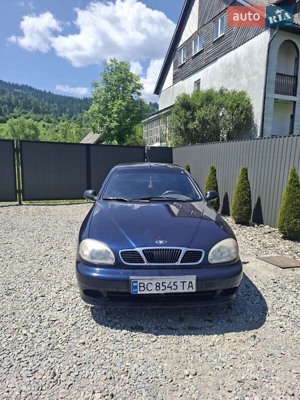 Седан Daewoo Lanos 2003 в Рахове