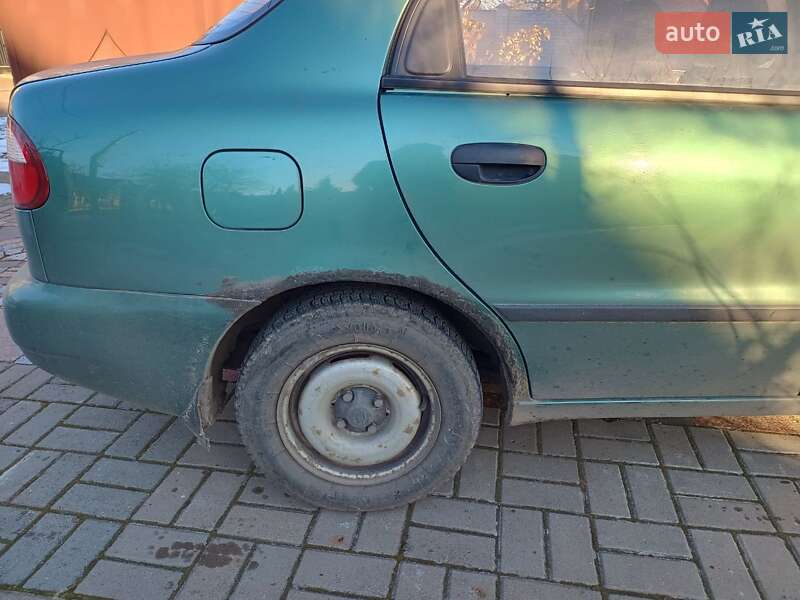 Седан Daewoo Lanos 2009 в Житомире