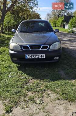 Седан Daewoo Lanos 1998 в 