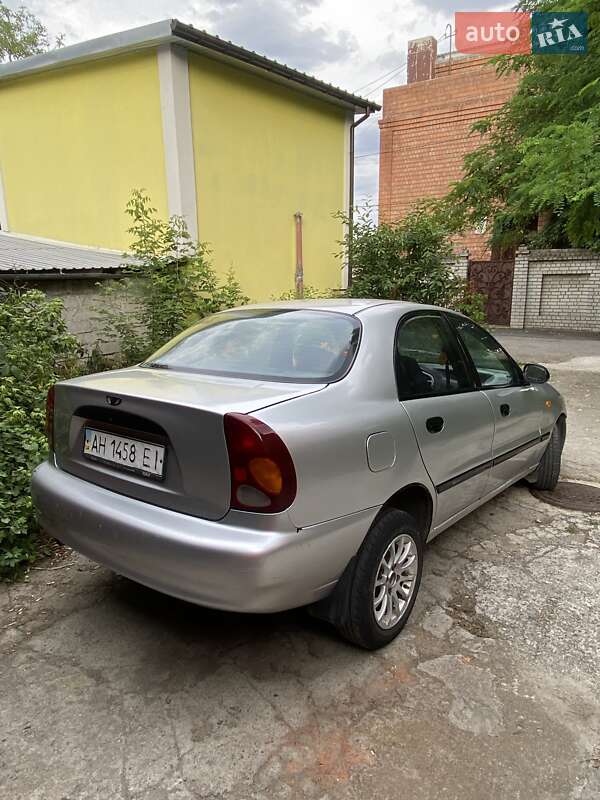 Седан Daewoo Lanos 2003 в Дніпрі