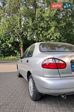 Седан Daewoo Lanos 2003 в 