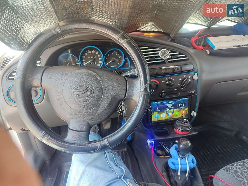 Седан Daewoo Lanos 2011 в Вишневом фото 9 Седан Daewoo Lanos 2011 в Вишневом