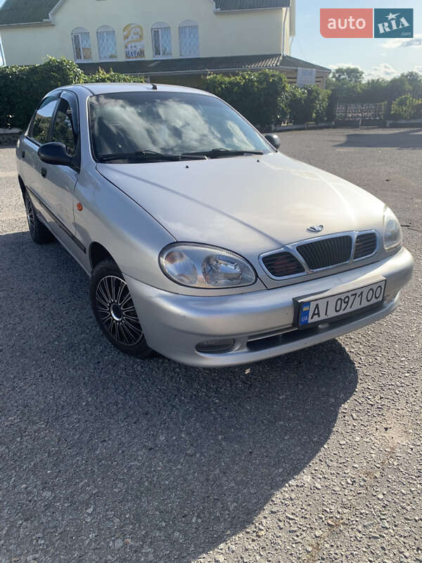 Седан Daewoo Lanos 2008 в Березані