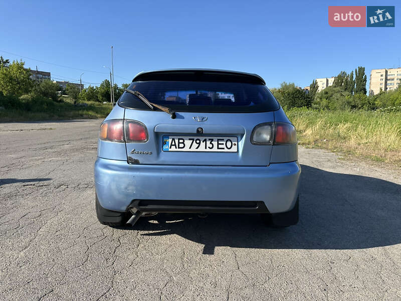 Хэтчбек Daewoo Lanos 2003 в Виннице