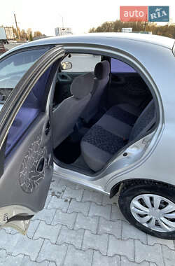 Седан Daewoo Lanos 2002 в 