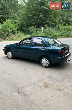 Седан Daewoo Lanos 2004 в 