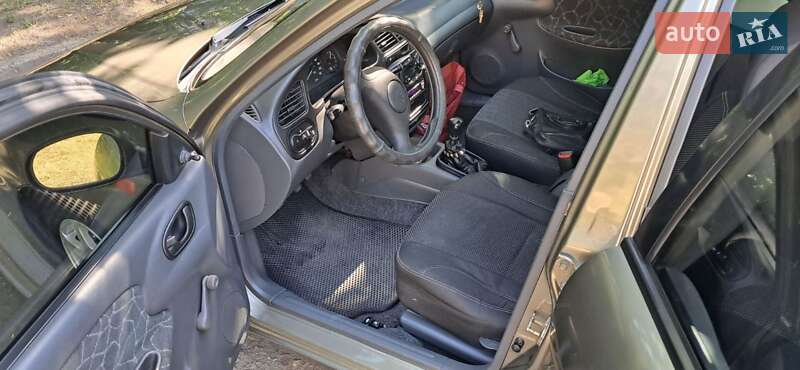 Хэтчбек Daewoo Lanos 2003 в Днепре
