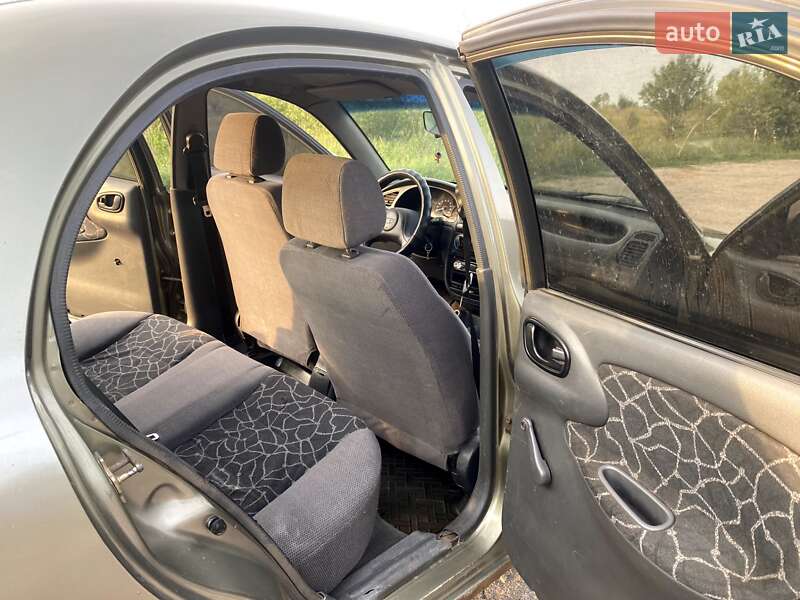 Седан Daewoo Lanos 2002 в Мерефа