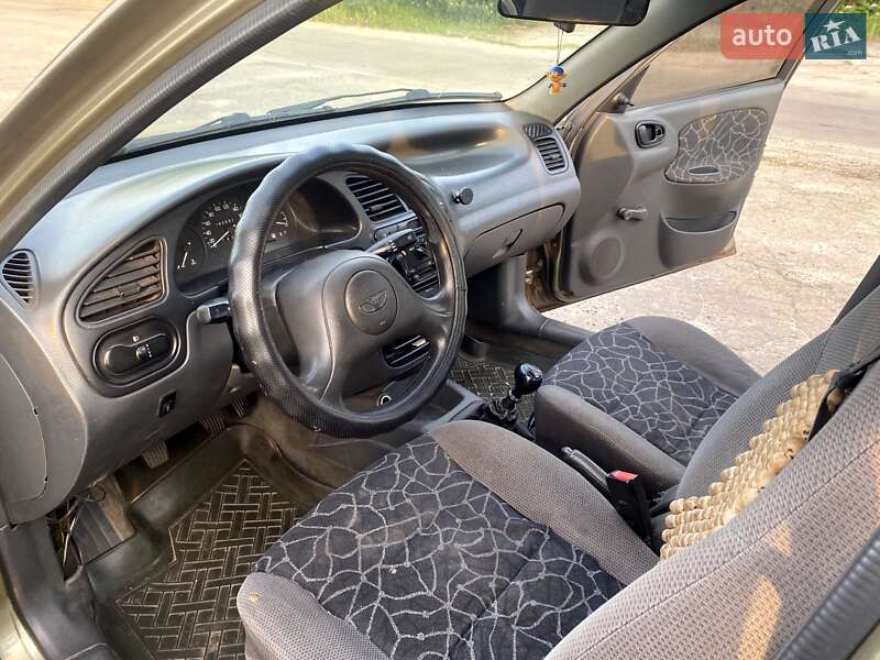 Седан Daewoo Lanos 2002 в Мерефа