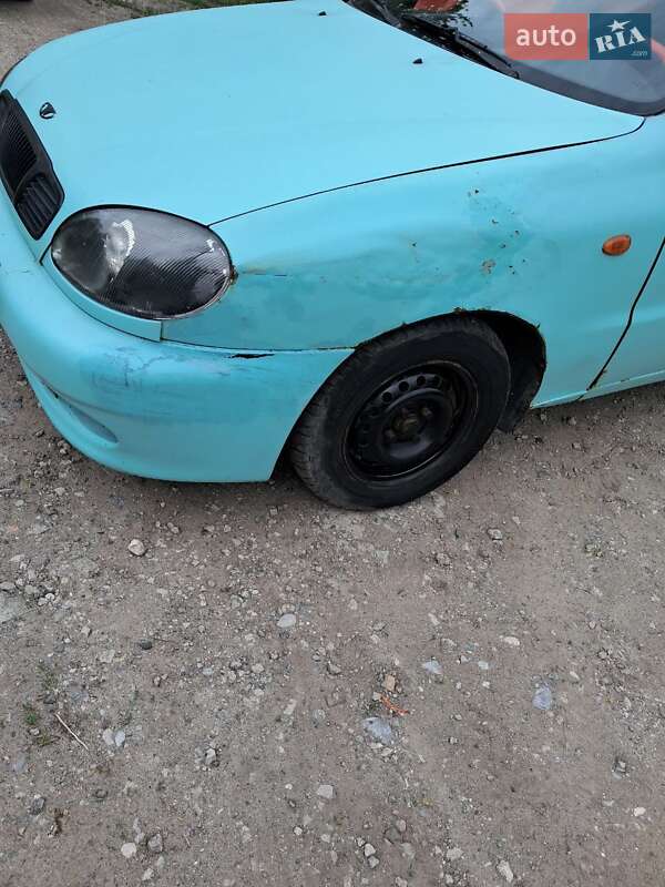 Седан Daewoo Lanos 1998 в Днепре