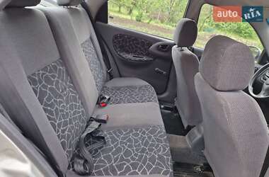 Седан Daewoo Lanos 2003 в Днепре
