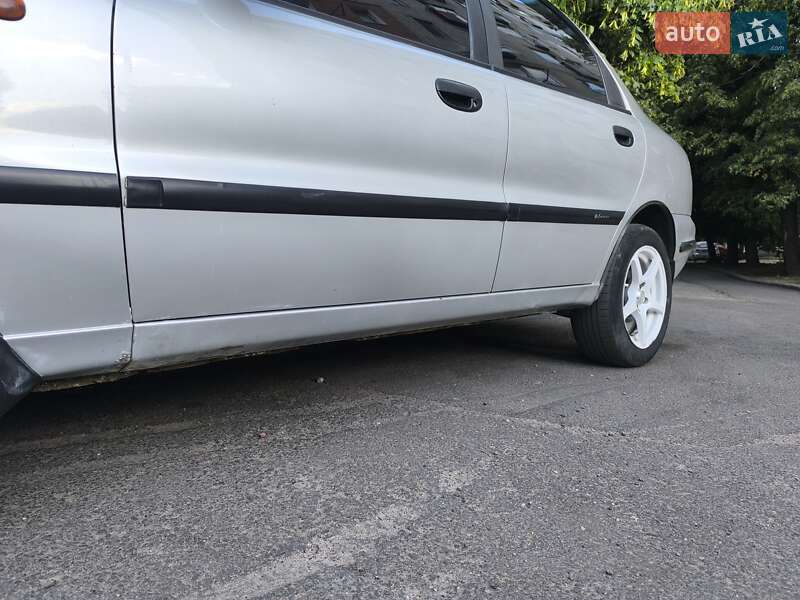 Седан Daewoo Lanos 2005 в Кропивницком