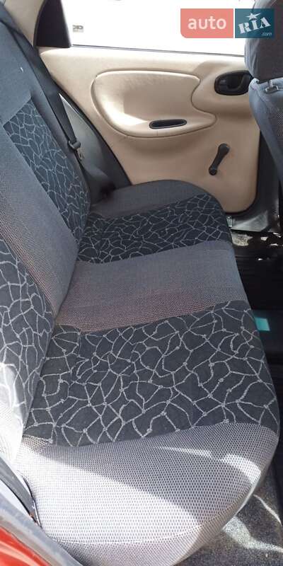 Седан Daewoo Lanos 2003 в Хмельницком