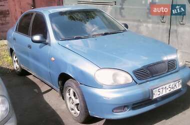 Седан Daewoo Lanos 2002 в Киеве
