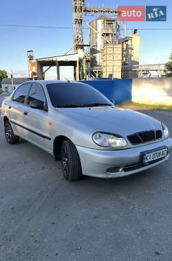 Седан Daewoo Lanos 2002 в Буче
