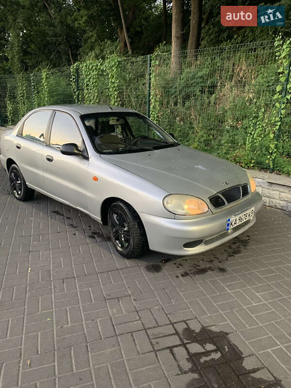 Седан Daewoo Lanos 2003 в Києві