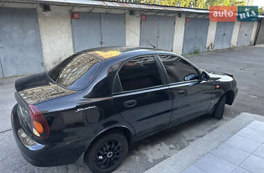Седан Daewoo Lanos 2011 в 