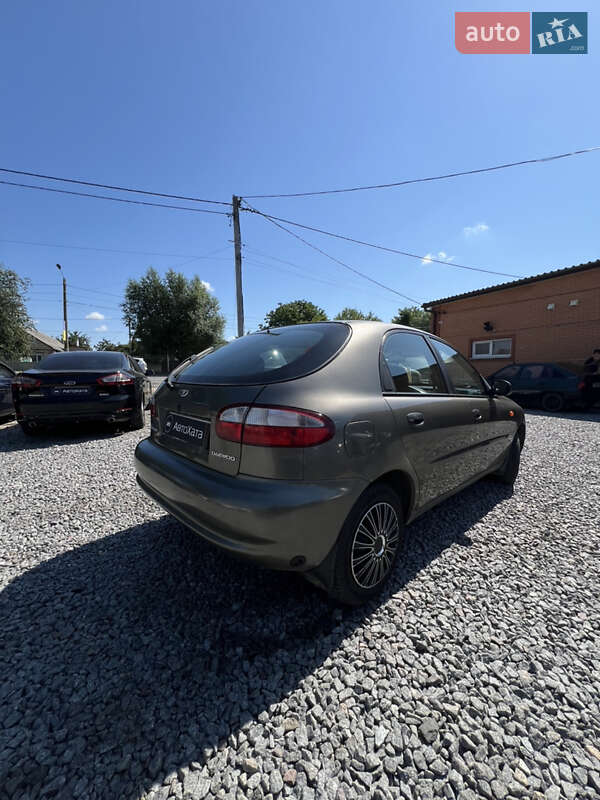 Хетчбек Daewoo Lanos 2001 в Дергачах