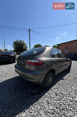 Хэтчбек Daewoo Lanos 2001 в 