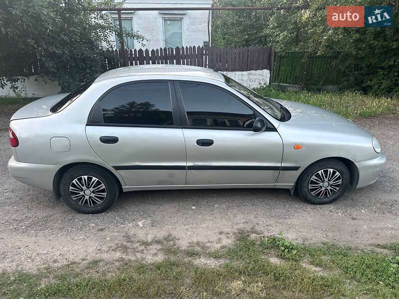 Седан Daewoo Lanos 2006 в Днепре