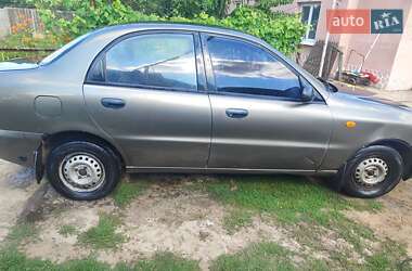 Седан Daewoo Lanos 2002 в 