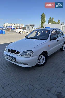 Седан Daewoo Lanos 2008 в Первомайську