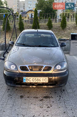 Седан Daewoo Lanos 2004 в Дрогобичі
