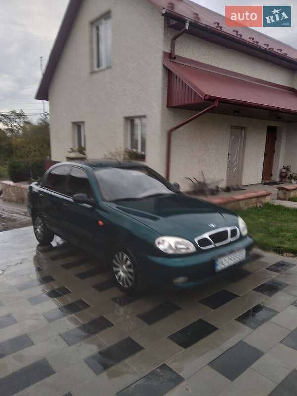 Седан Daewoo Lanos 2005 в Козове