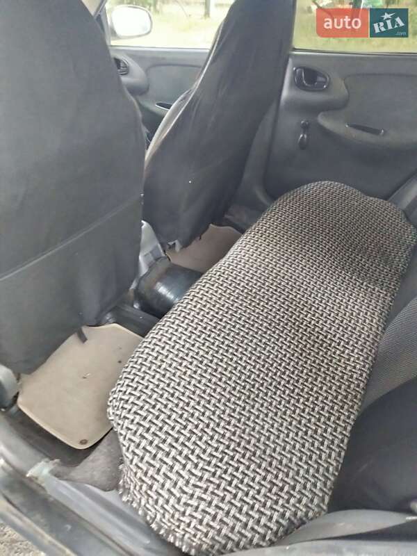 Седан Daewoo Lanos 2006 в Подільську