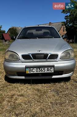 Седан Daewoo Lanos 2004 в Львові