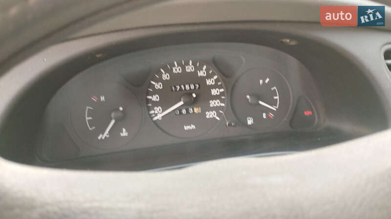 Седан Daewoo Lanos 2008 в Киеве