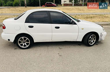 Седан Daewoo Lanos 2004 в 