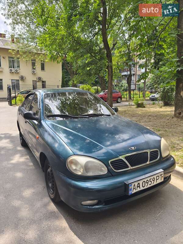 Седан Daewoo Lanos 2002 в Києві
