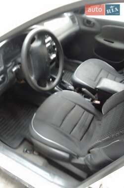 Седан Daewoo Lanos 1998 в Днепре
