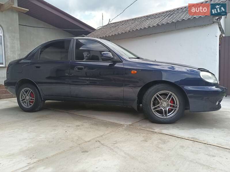 Седан Daewoo Lanos 2003 в Калуші