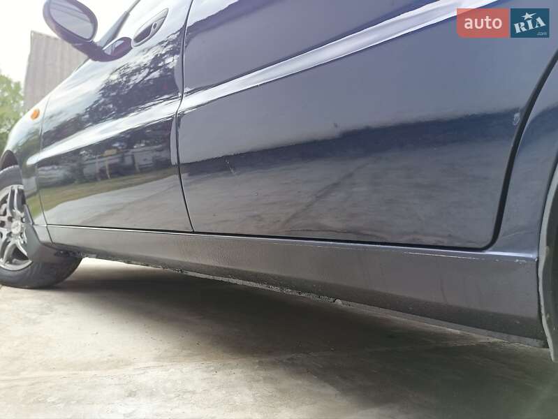 Седан Daewoo Lanos 2003 в Калуші