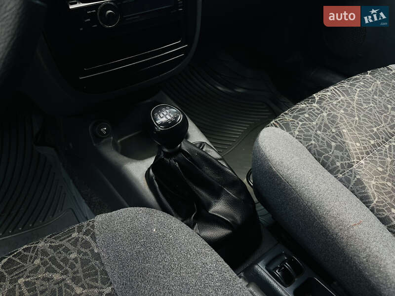 Седан Daewoo Lanos 2008 в Харкові