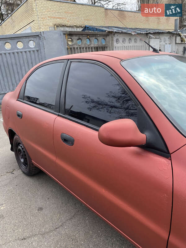 Седан Daewoo Lanos 2008 в Києві
