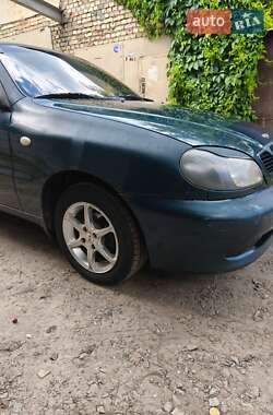 Седан Daewoo Lanos 2000 в Киеве